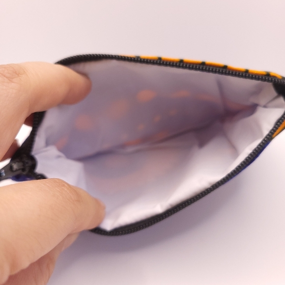 Beautiful African fabric Pouches Make up bag - Picture 4 of 4